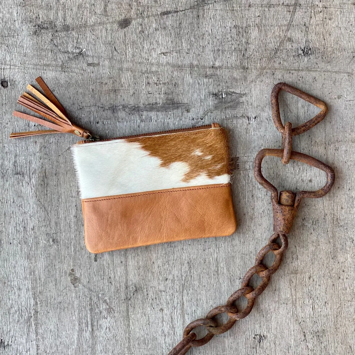 1098 Tassel Pouch