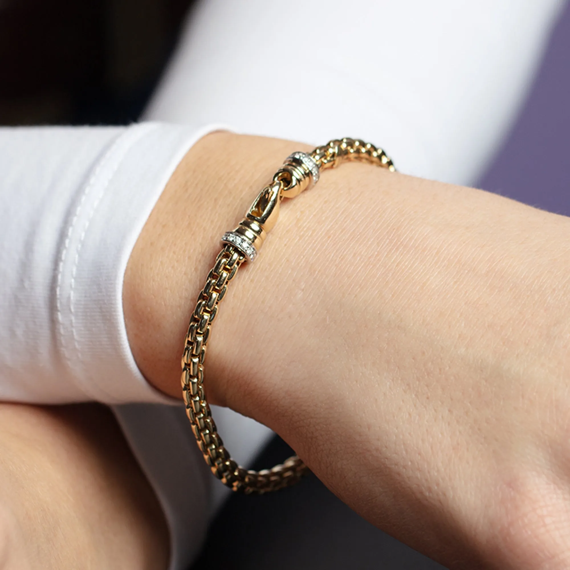 14K Diamond Clasp Venetian Link Bracelet