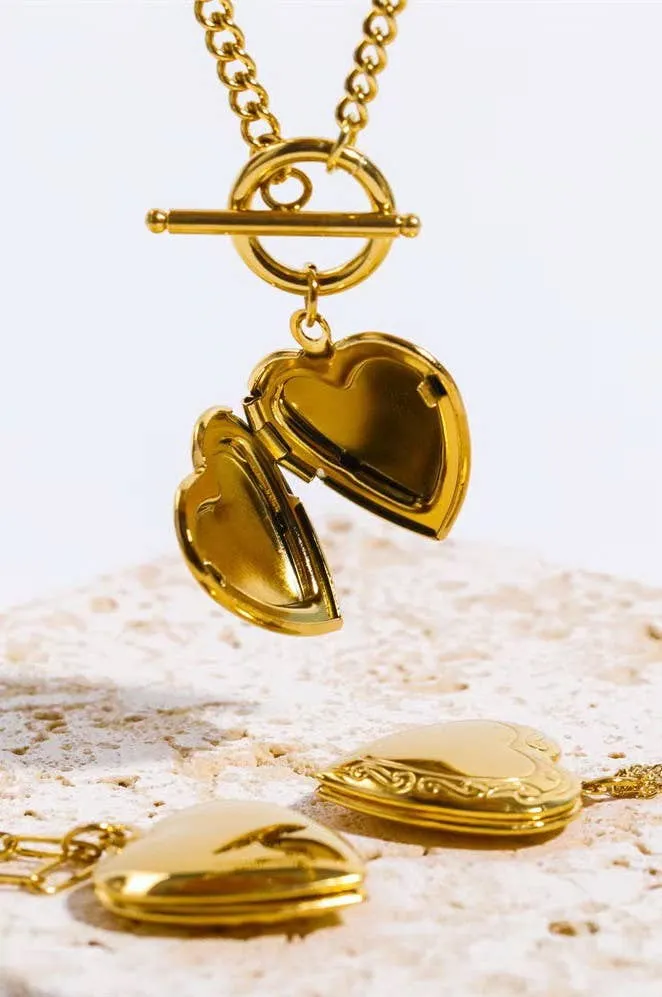 18K STAINLESS STEEL TARNISH FREE LOCKET NECKLACE