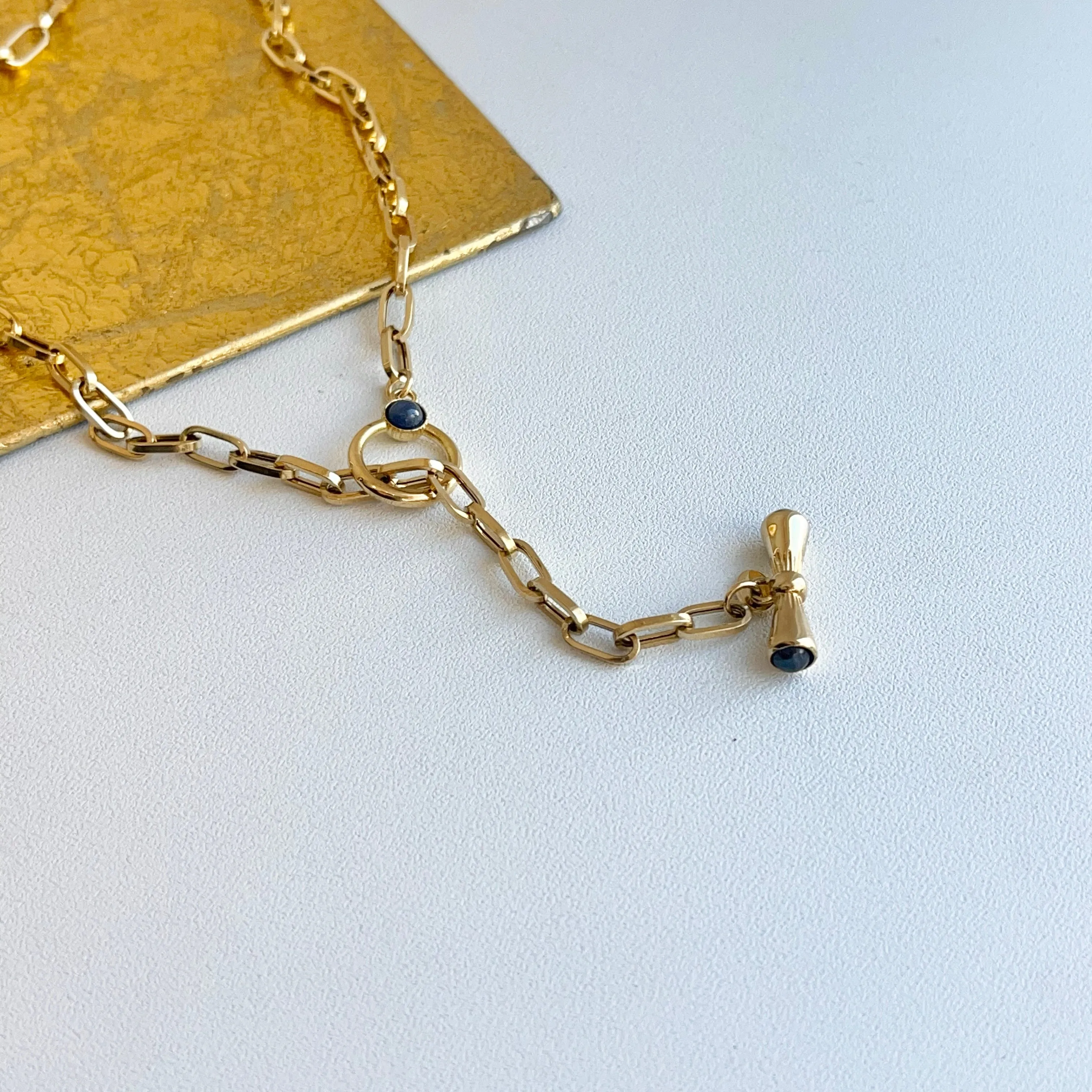 18KT Yellow Gold Paper Clip Chain Lapis Toggle Lariat Necklace
