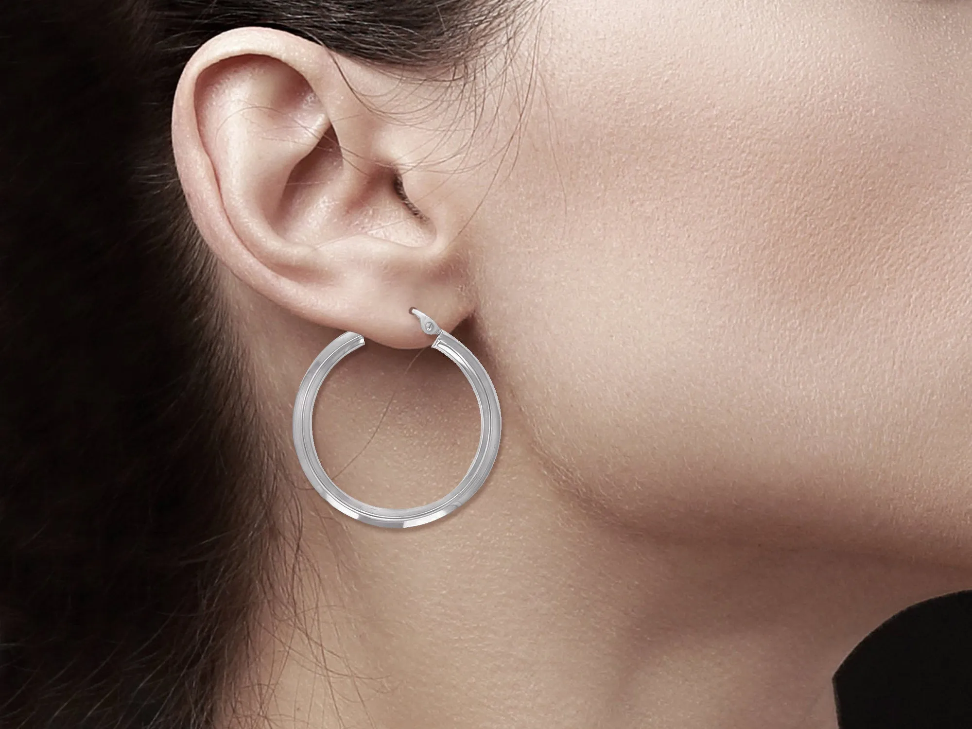 25MM or 30MMPolished 14k White Gold Hoops