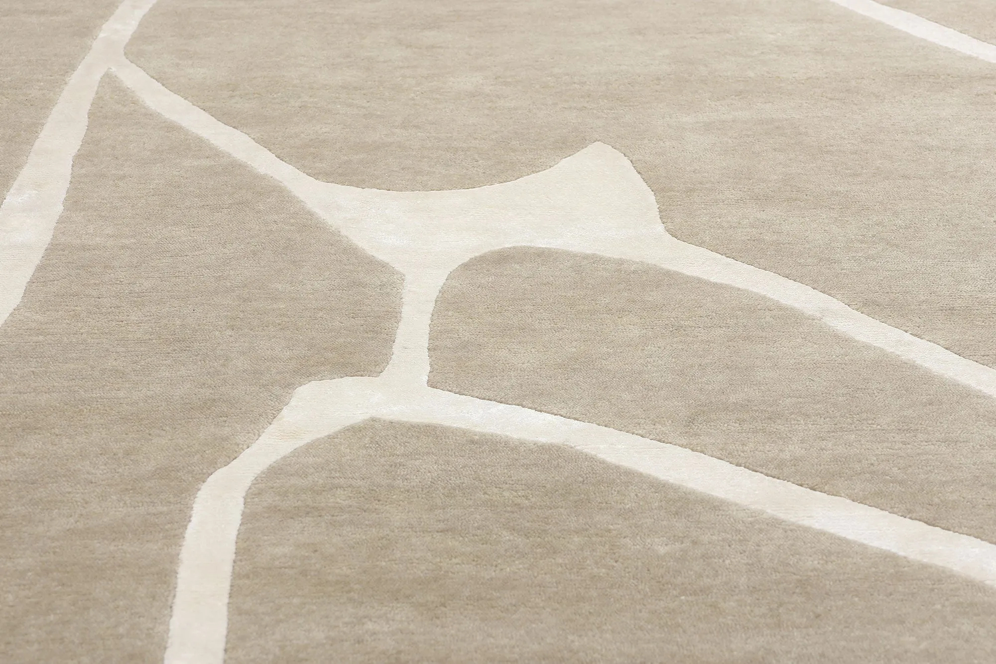 8' x 10' Cool Neutral Abstract Rug