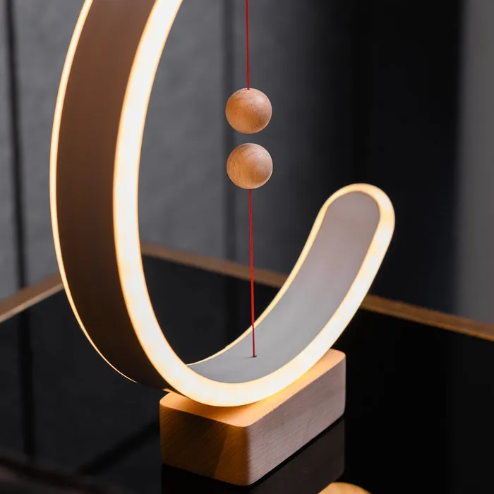 Aimante Magnetic Moon Lamp – Innovative Floating Light with Magnetic Switch