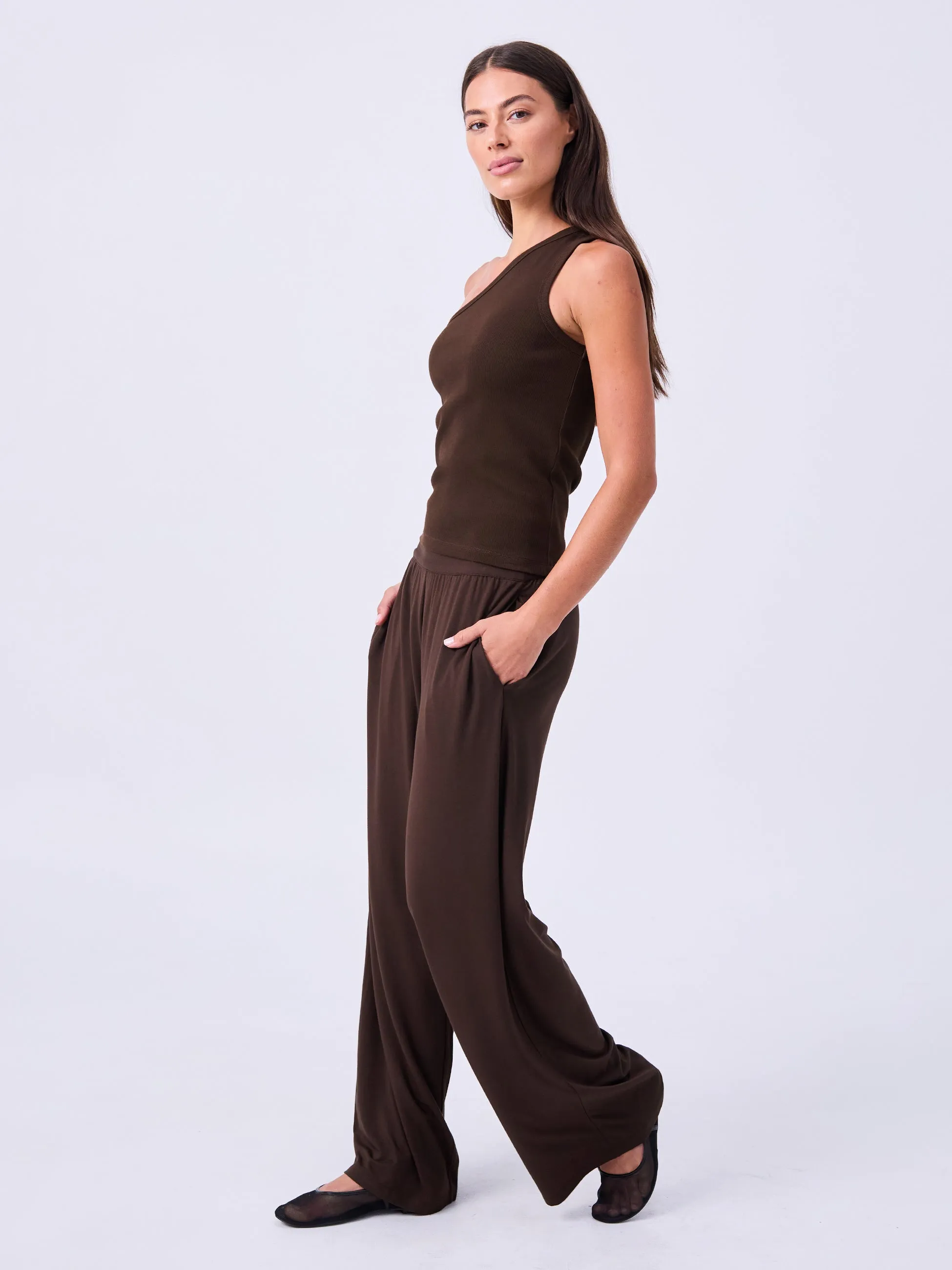 Asymmetric Organic Cotton Rib Tank - Coffee Bean