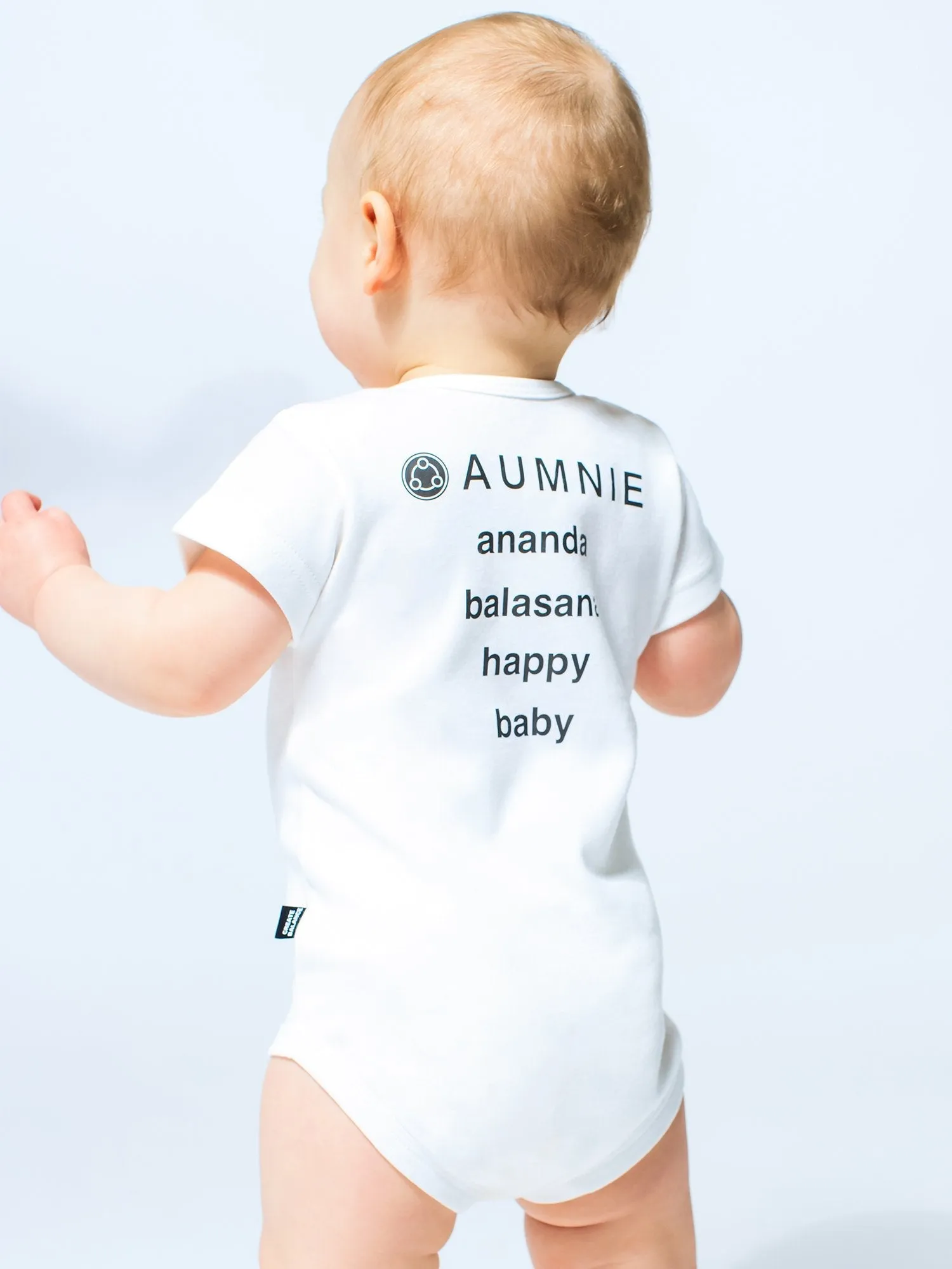 AUMkids HAPPY BABY SHORT SLEEVE ONESIE   BIB SET, WHITE