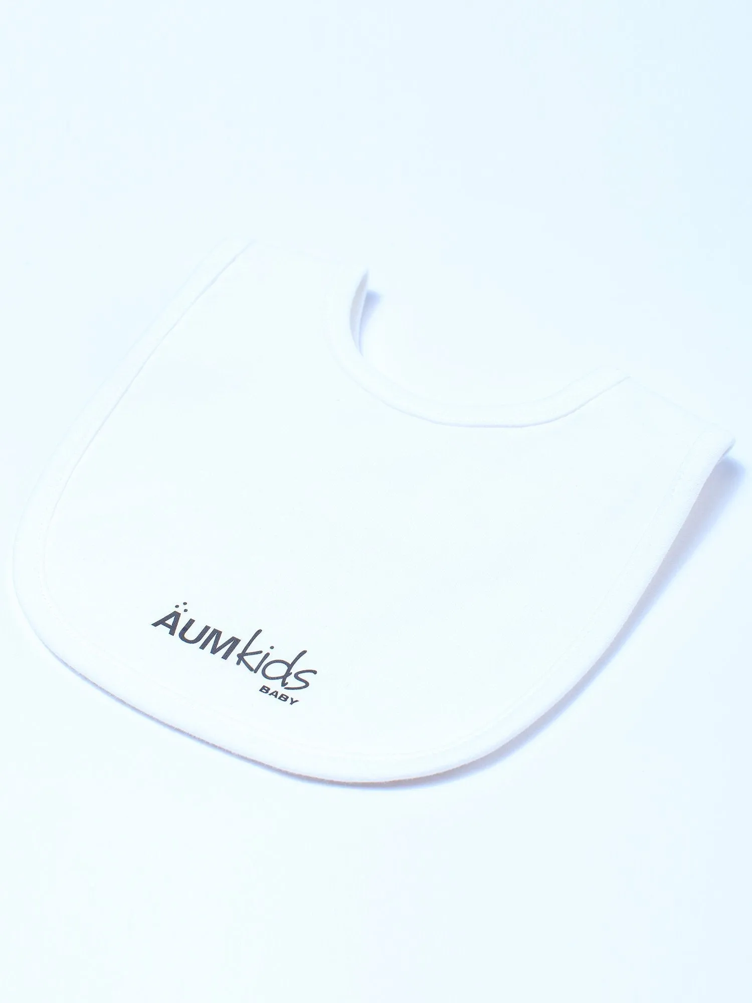 AUMkids HAPPY BABY SHORT SLEEVE ONESIE   BIB SET, WHITE
