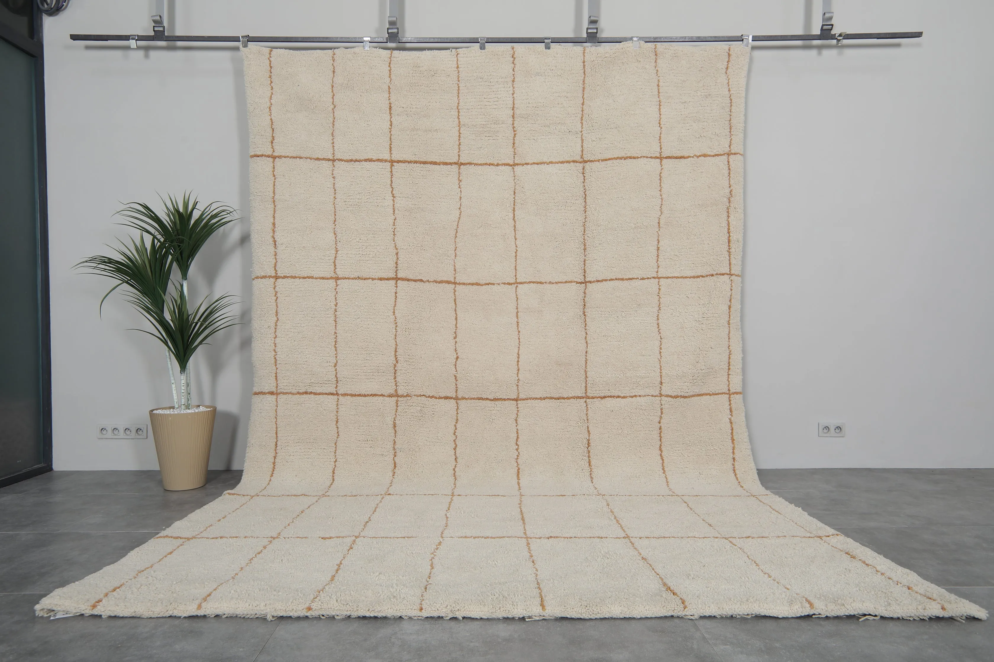 Authentic rug - Moroccan Beniourain Red rug - Wool rug