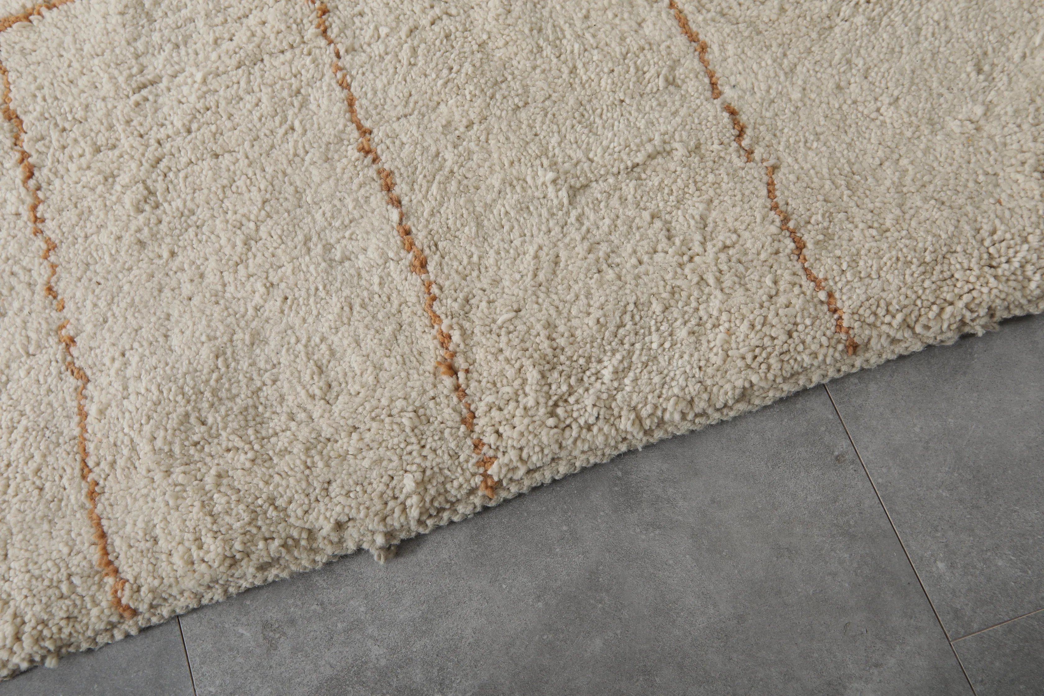 Authentic rug - Moroccan Beniourain Red rug - Wool rug