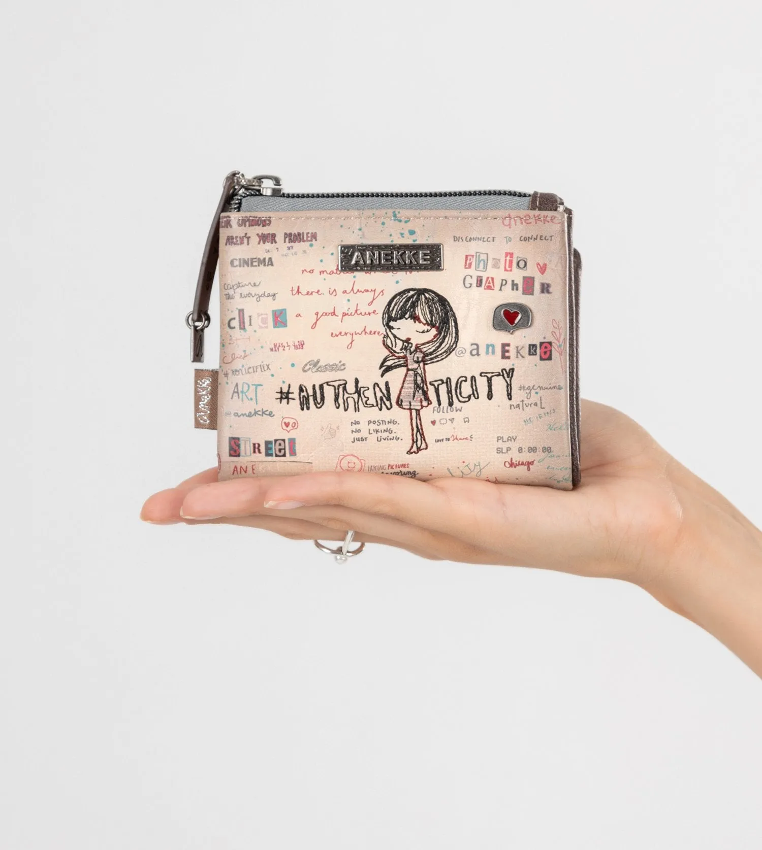 Authenticity small flexible wallet