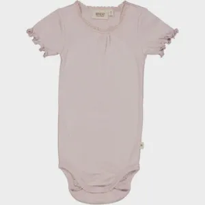Body Rib Lace SS in Soft Lilac