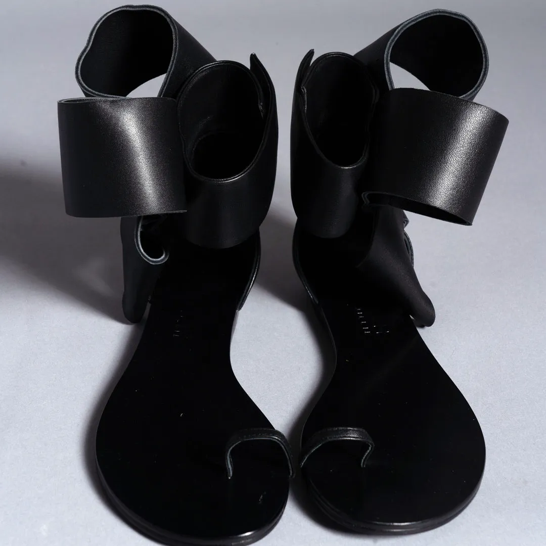 BOW SANDAL