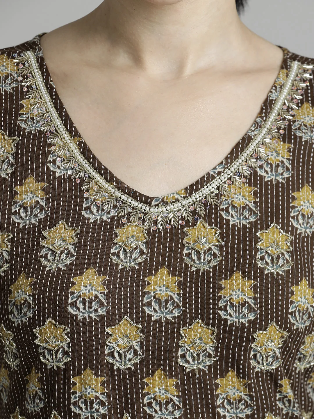 Brown Ethnic Printed Kurta Set With Tie-Dye Dupatta