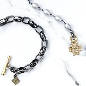 Carson Necklace with Labradorite and Crown Pendant