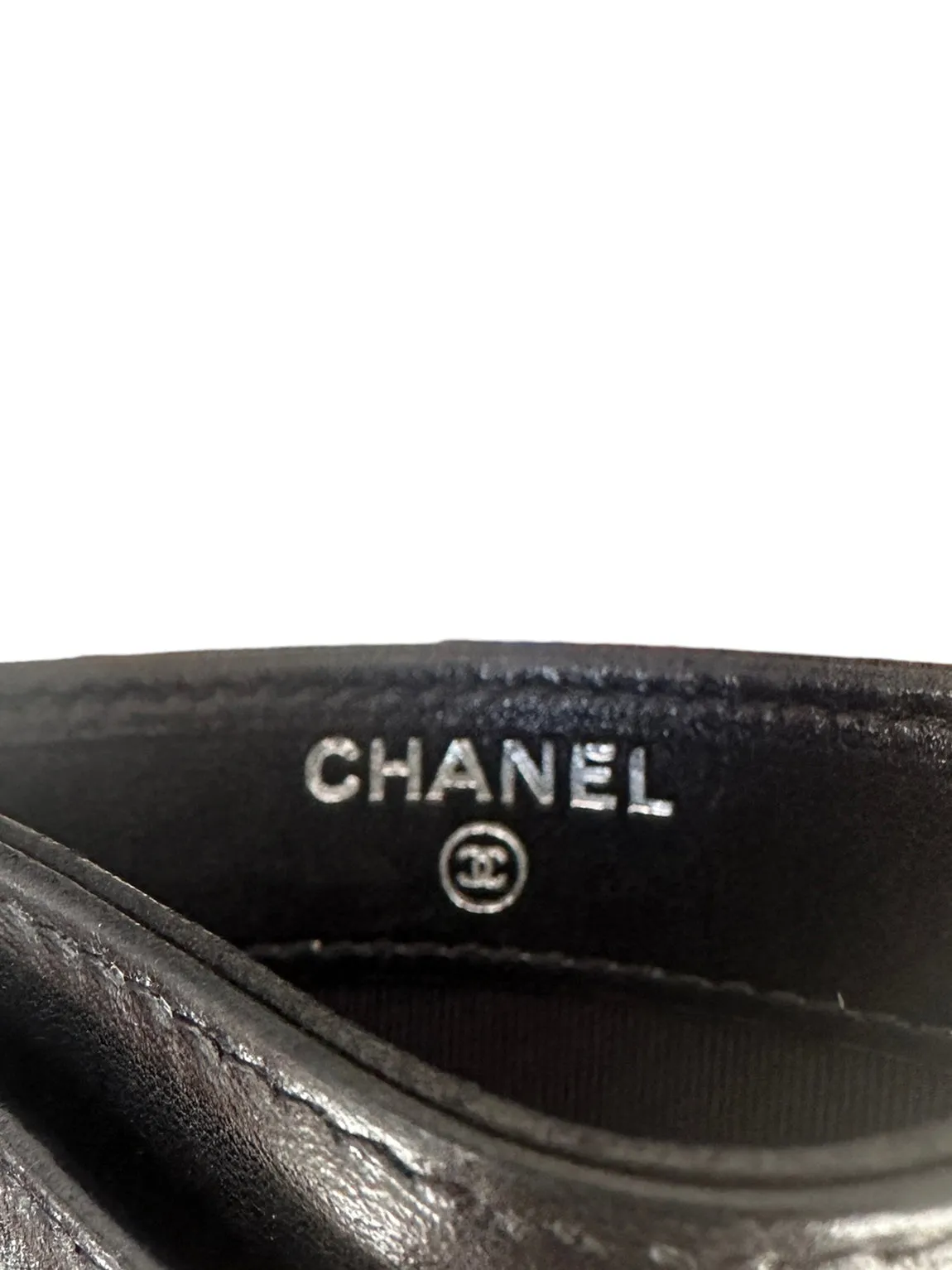 Chanel Black/Ruthenium Leather Quilted CC Card Holder