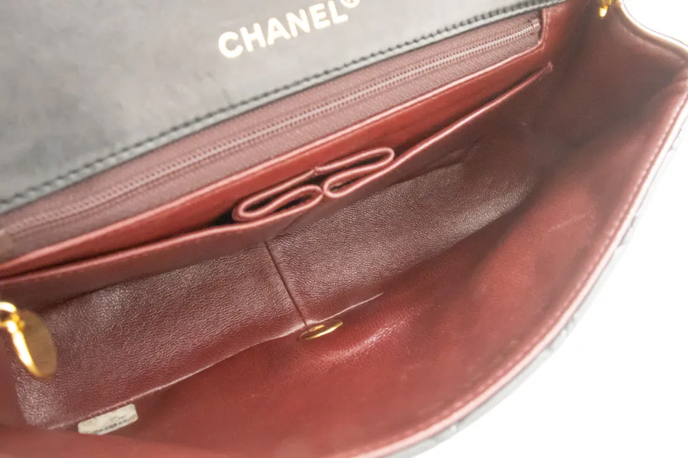 CHANEL Full Flap Chain Shoulder Bag Black Quilted Lambskin Leather n25