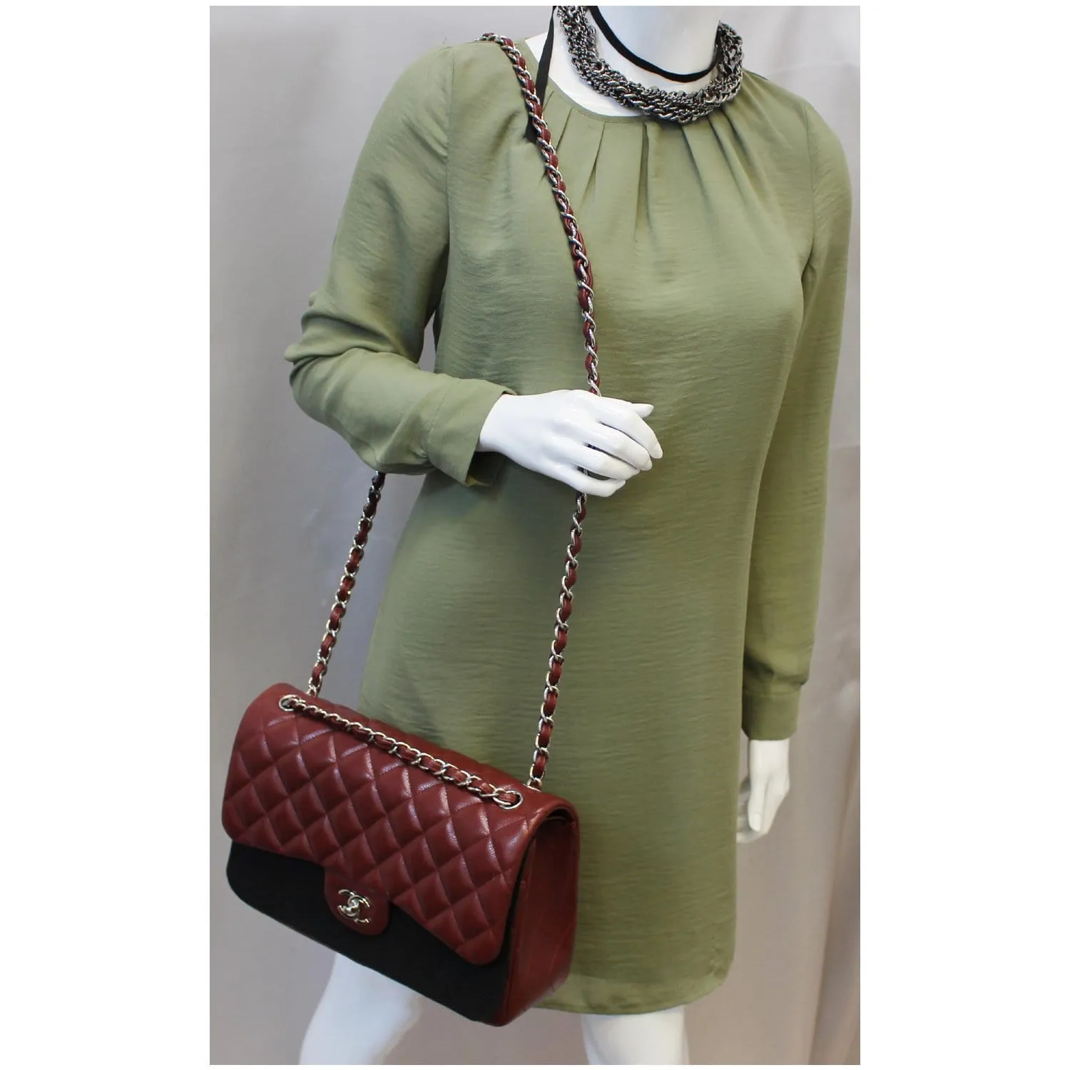 Chanel Jumbo Double Flap Caviar Quilted Shoulder bag Red