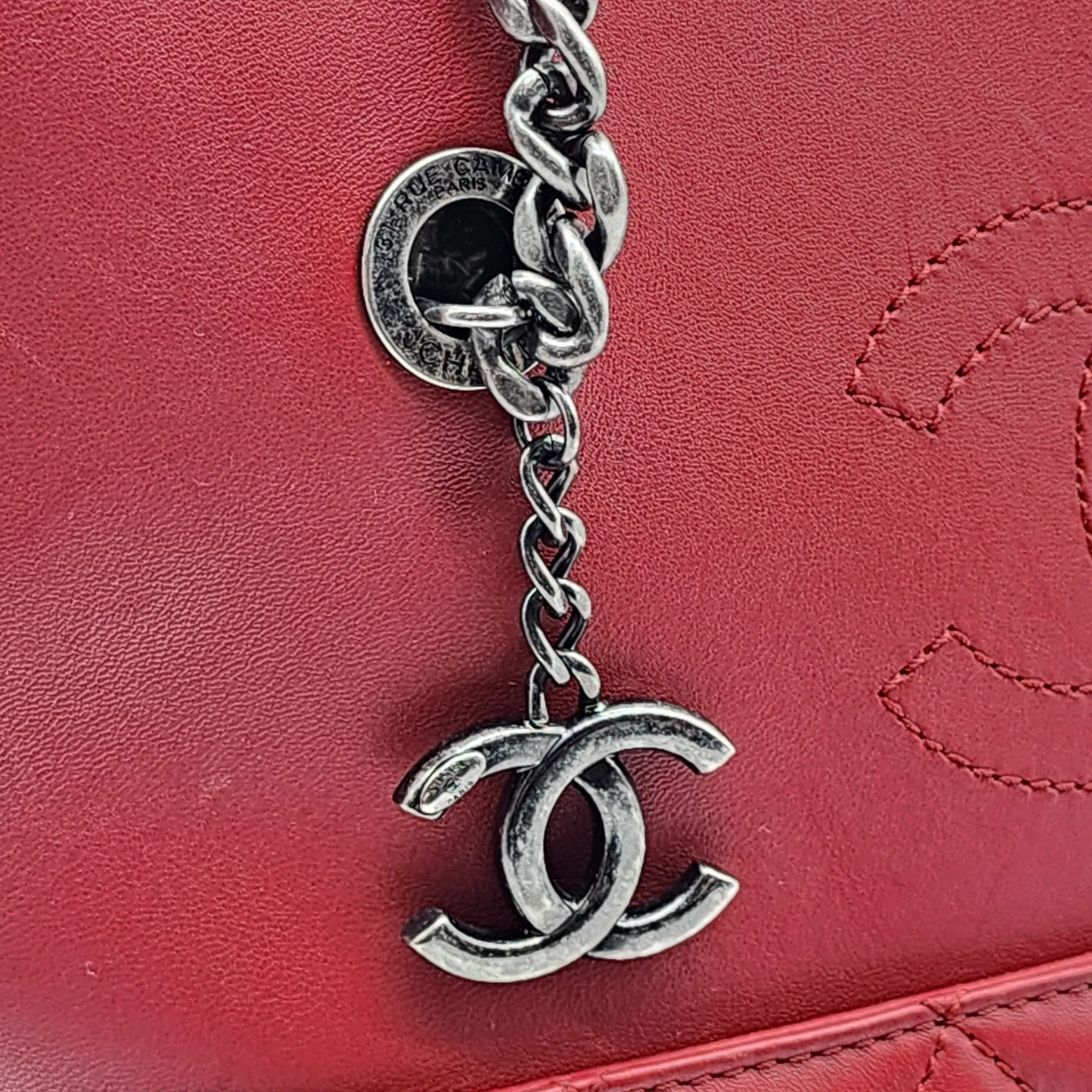 Chanel Urban Delight Quilted Leather Chain Tote in Red