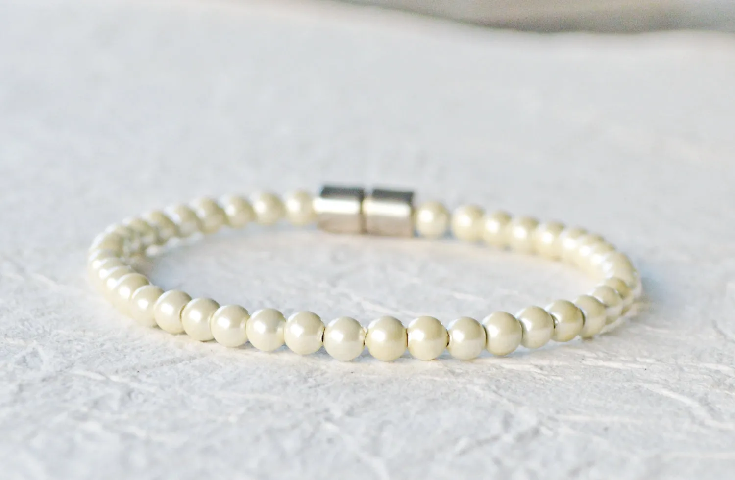 Cream Pearl Hematite Magnetic Bracelet