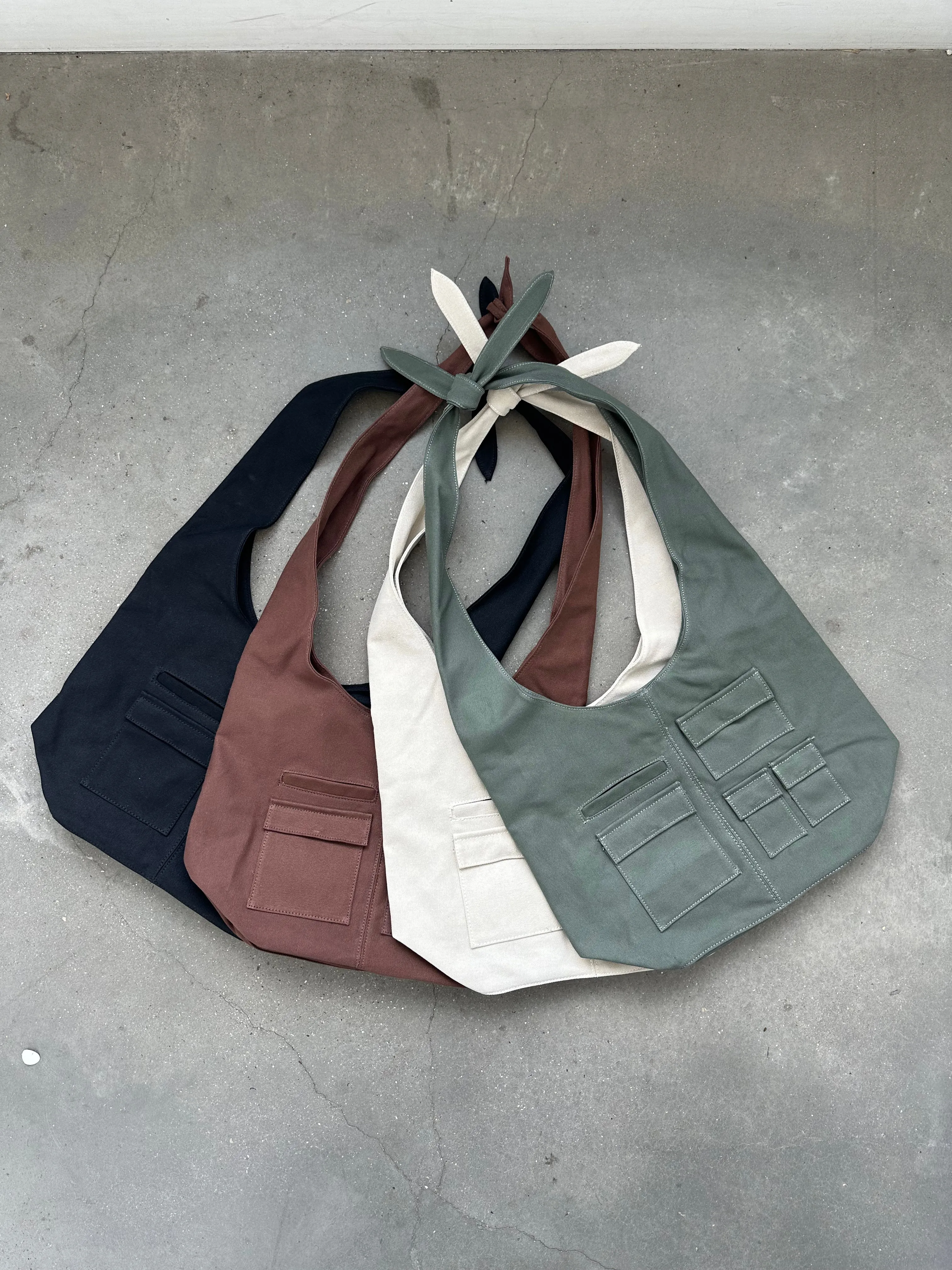 EARTH BROWN UTILITY BAG