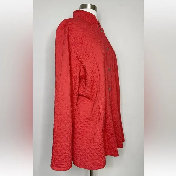 Eileen Fisher Organic Cotton Quilted Jacket. Size: L