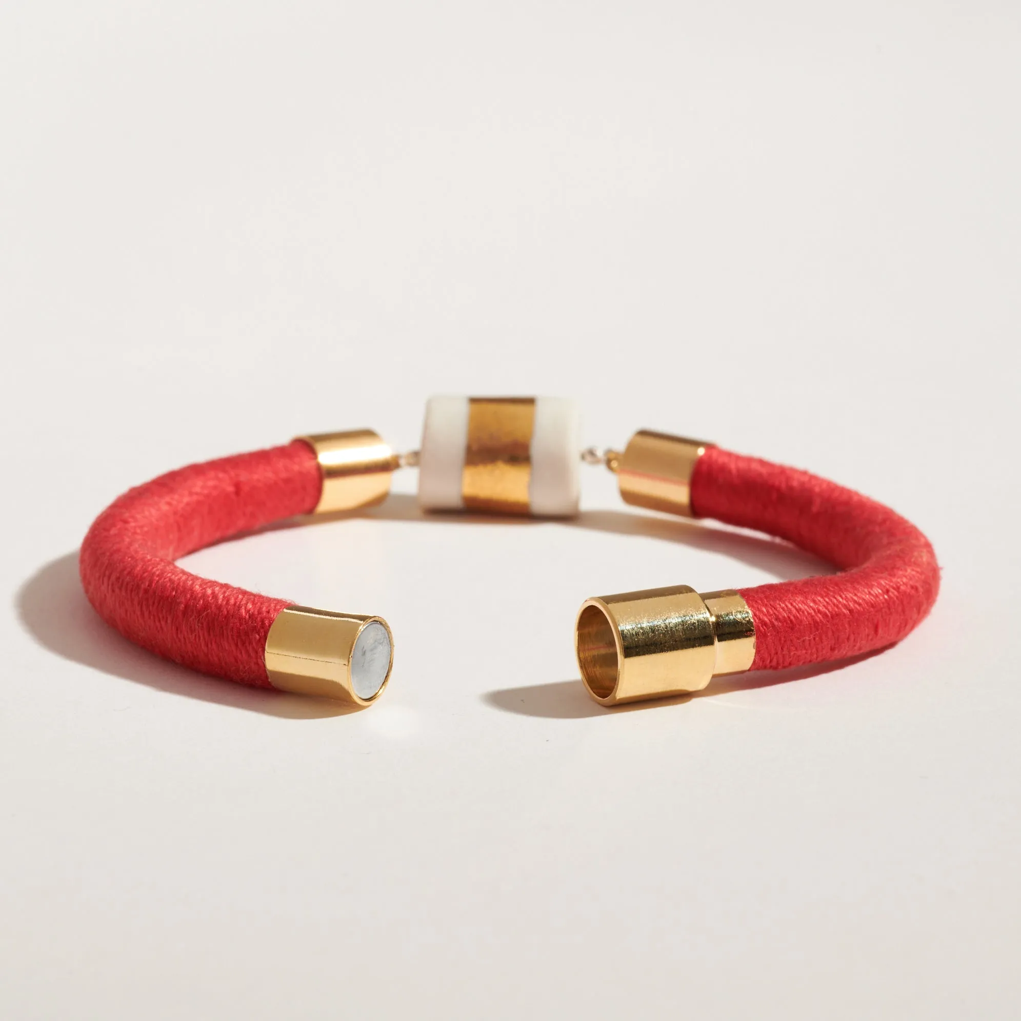 Fiber   Porcelain Gold Vertical Stripe Bracelet