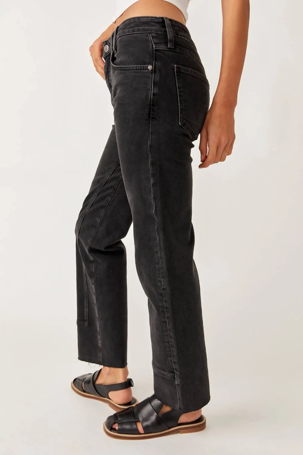Free People - Women's Risk Taker Mid-rise Straight Jeans