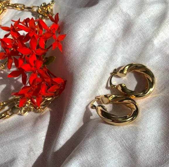 Gold Twist