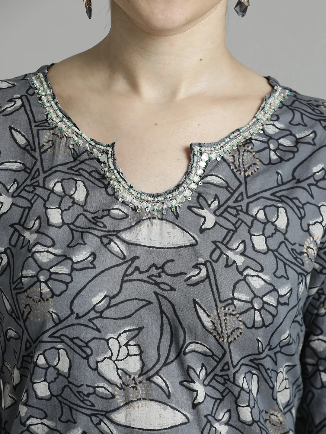 Grey Ethnic Printed Kurta Set With Tie-Dye Dupatta