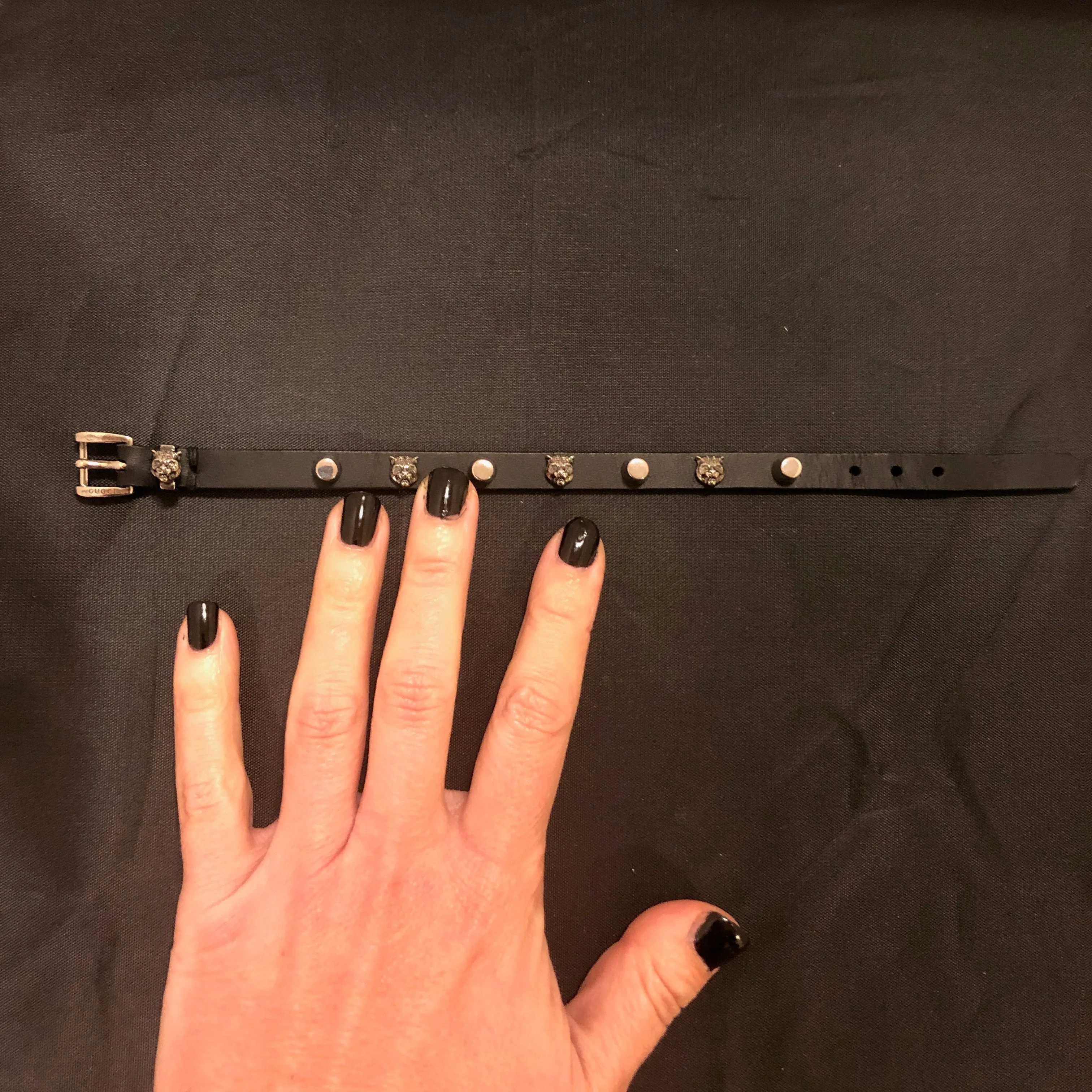 Gucci Studded Feline Head Leather Bracelet in Black