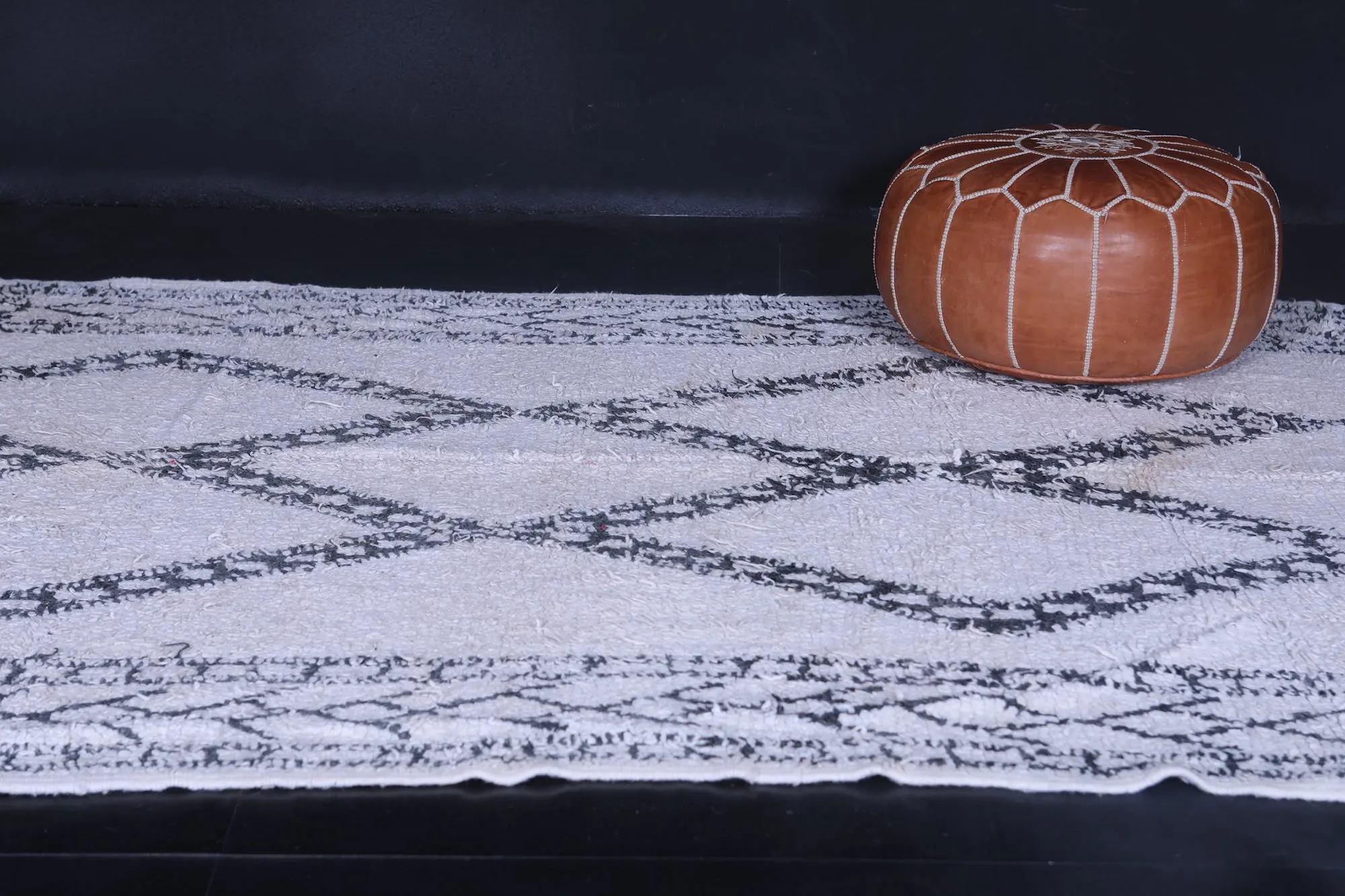 Handmade Trellis Rug – 5.8 x 8.4 ft Authentic Berber Wool Rug