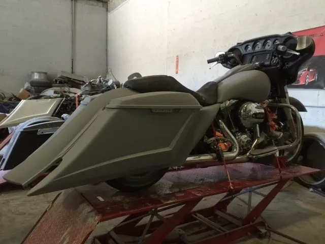 Harley Davidson 6" Trendsetter Extended Saddlebag Fender Kit - No Cut Outs No Lids / 2014 - 2018