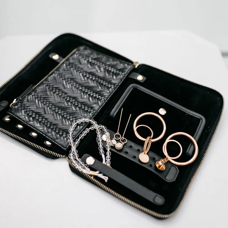 HEMATITE BIJOUX JEWELRY FOLIO