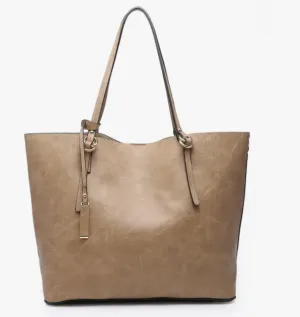 Jen & Co Iris Tote in Taupe