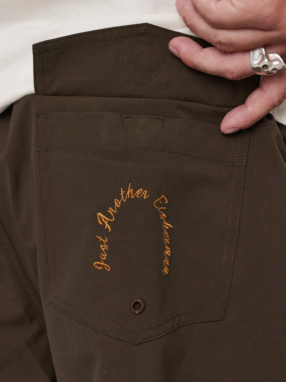 JUST ANOTHER FISHERMAN CRAY SHORTS - BROWN