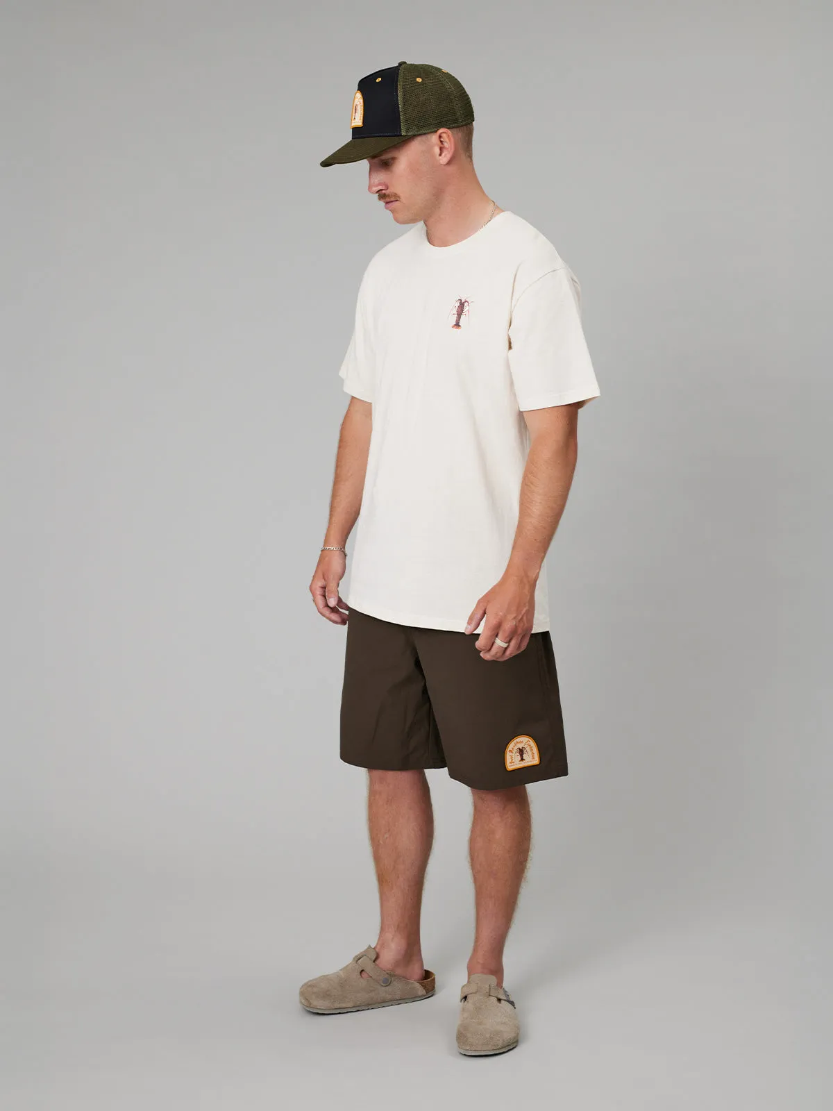 JUST ANOTHER FISHERMAN CRAY SHORTS - BROWN