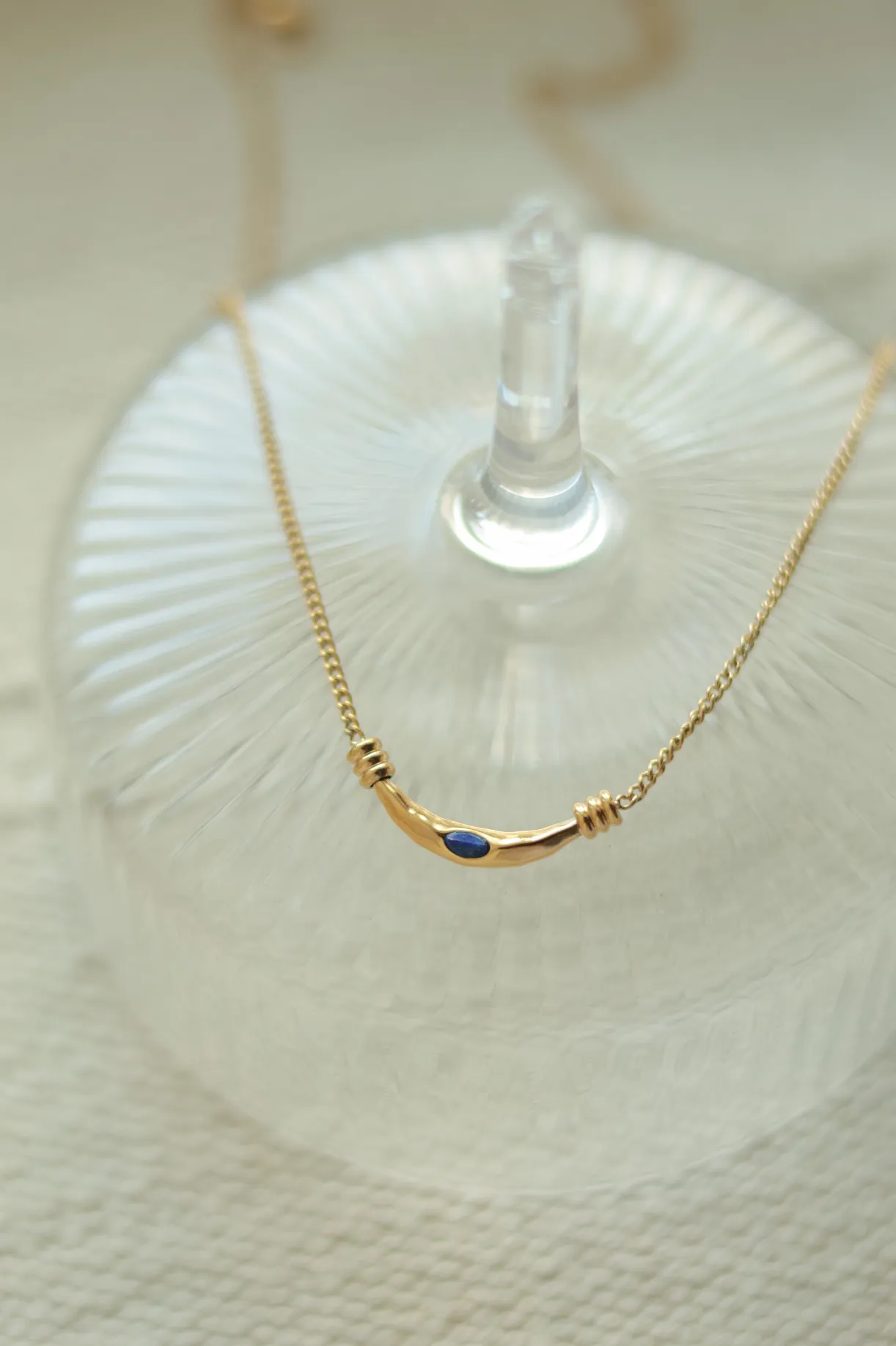 Lapis Curvy Necklace