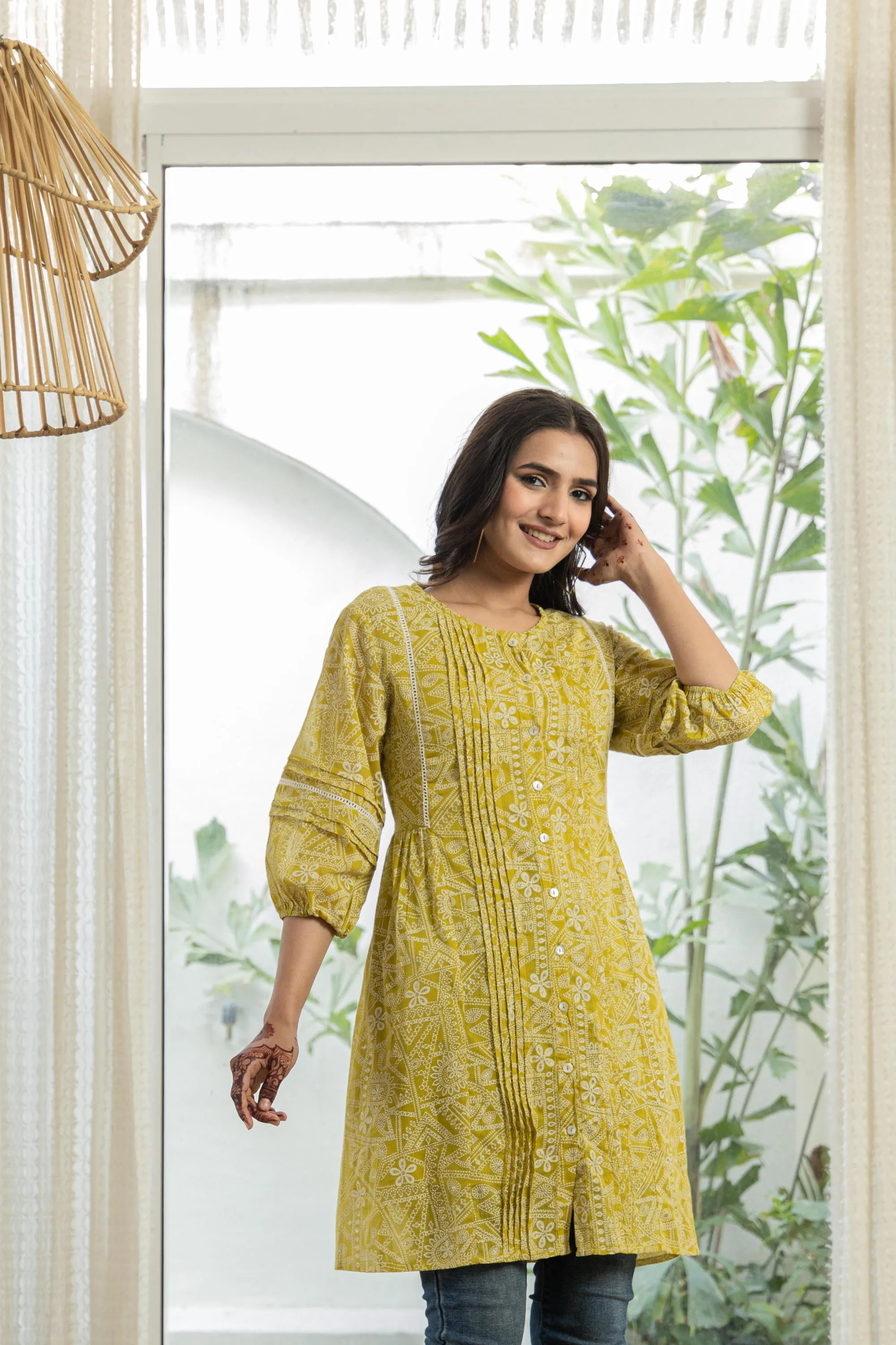 Lemon Ethnic Motif Printed Cotton Kurta With Button Closure