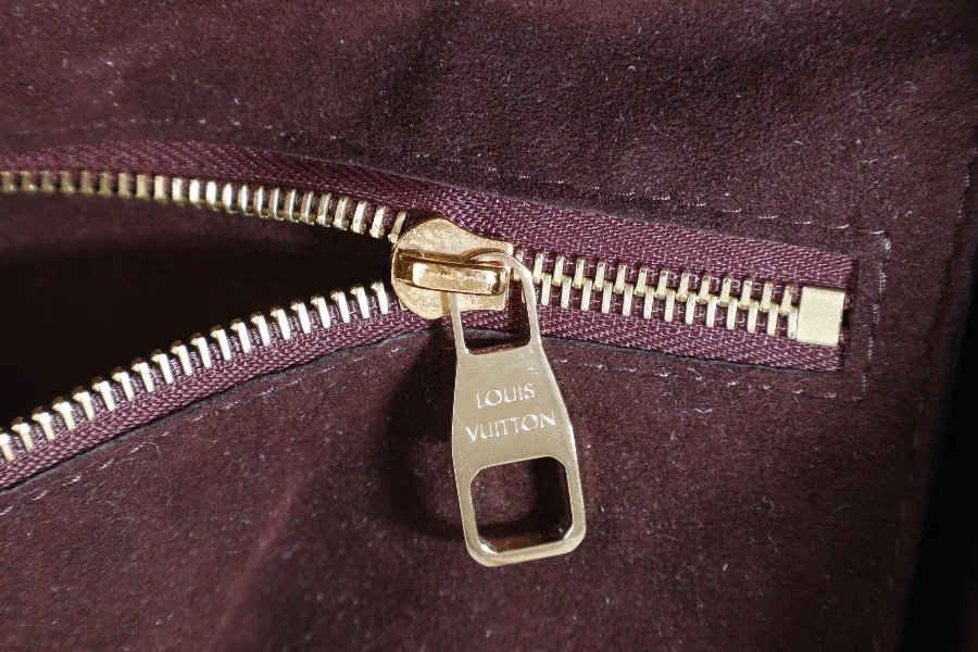 LOUIS VUITTON M45686 NEVERFULL MM GREY EMPREINTE LEATHER GOLD HARDWARE WITH DUST COVER AND BOX