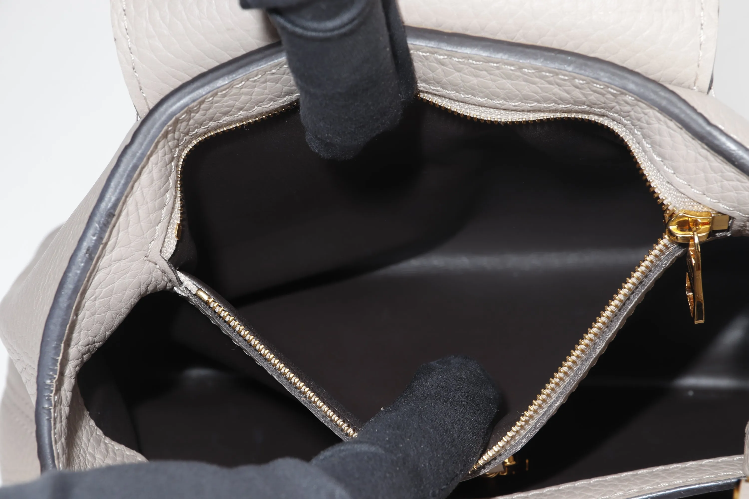 LOUIS VUITTON M94634 CAPUCINE BB (MI0166) GALET COLOR TAURILLON LEATHER GOLD HARFDWARE, WITH STRAP & DUST COVER