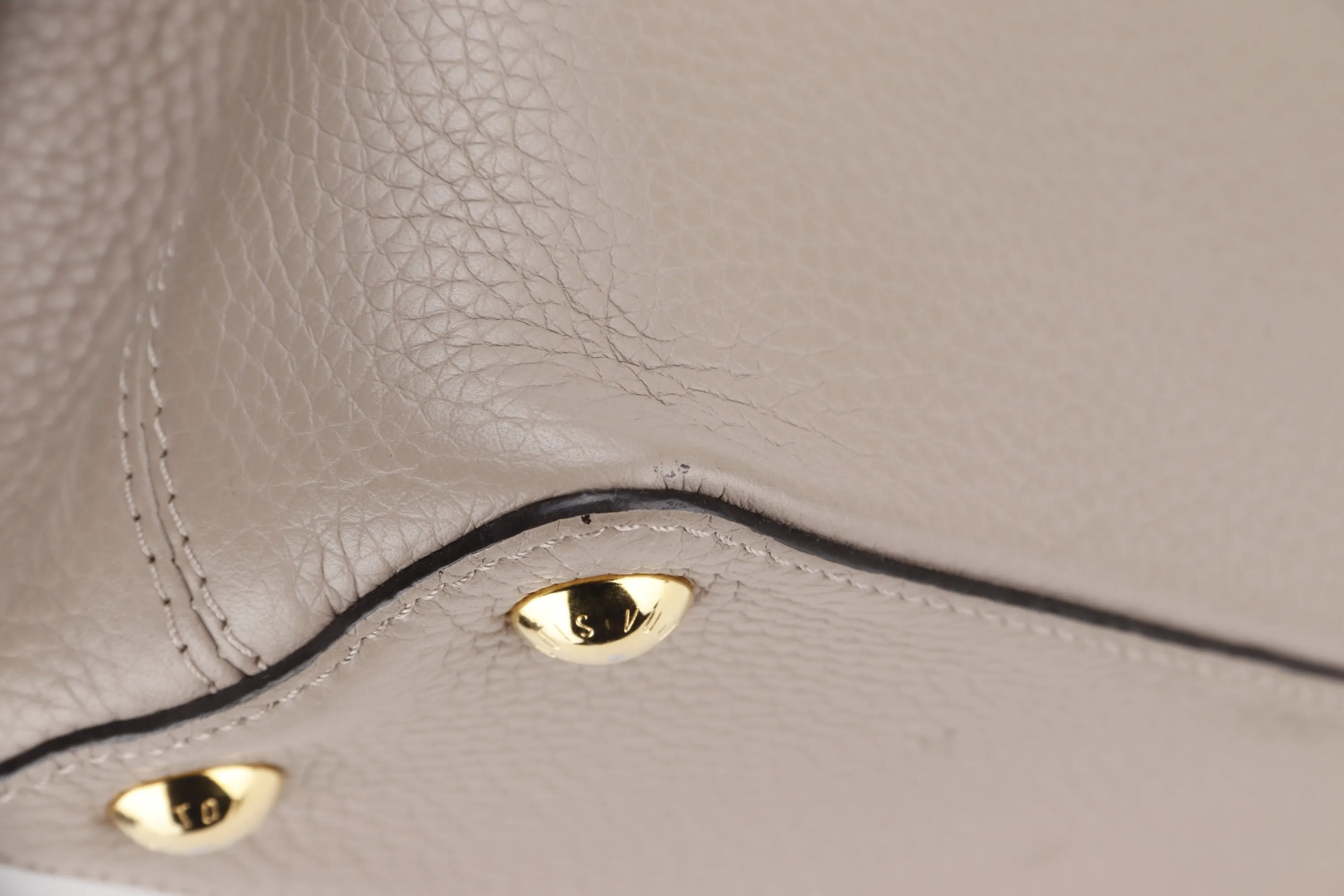 LOUIS VUITTON M94634 CAPUCINE BB (MI0166) GALET COLOR TAURILLON LEATHER GOLD HARFDWARE, WITH STRAP & DUST COVER