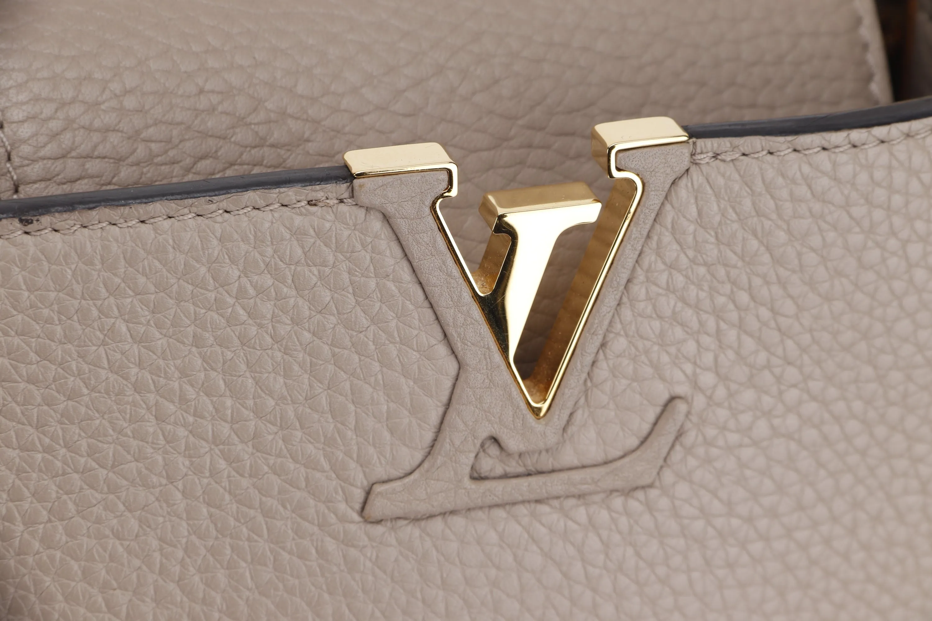LOUIS VUITTON M94634 CAPUCINE BB (MI0166) GALET COLOR TAURILLON LEATHER GOLD HARFDWARE, WITH STRAP & DUST COVER