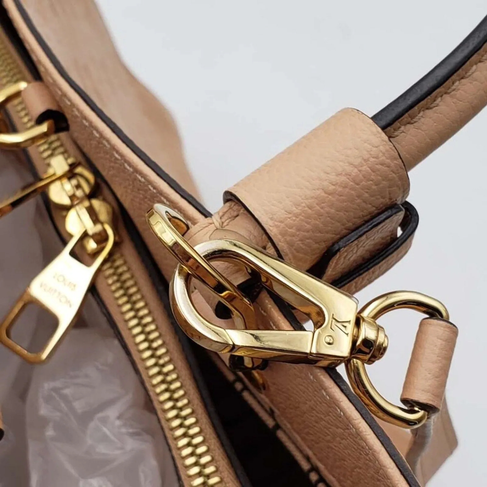 Louis Vuitton Montaigne MM Impreinte Shoulder Bag