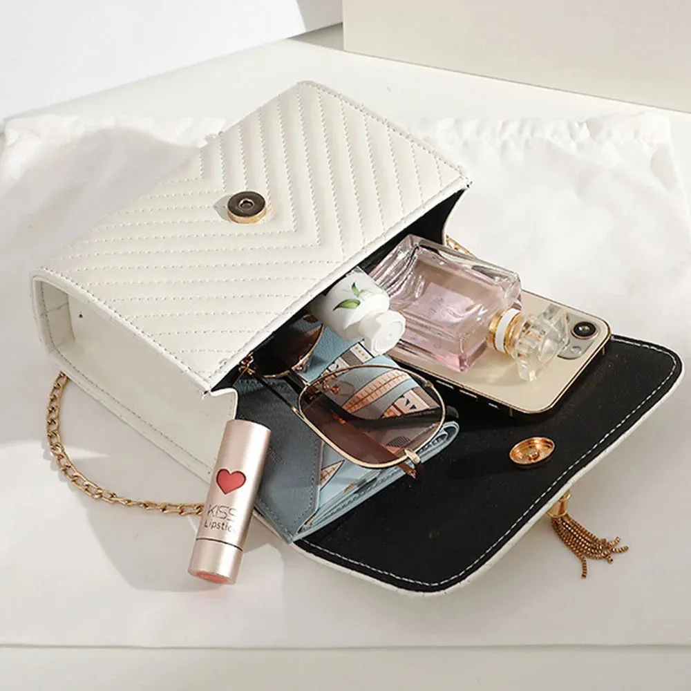 Luxury-Inspired Crossbody Bag – Elevate Your Everyday Look