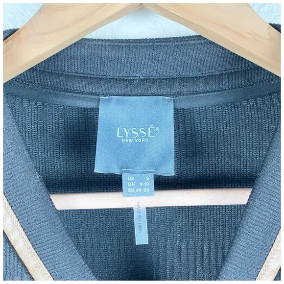 Lysse Quilted Convertible Sweatshirt In Black Size Small