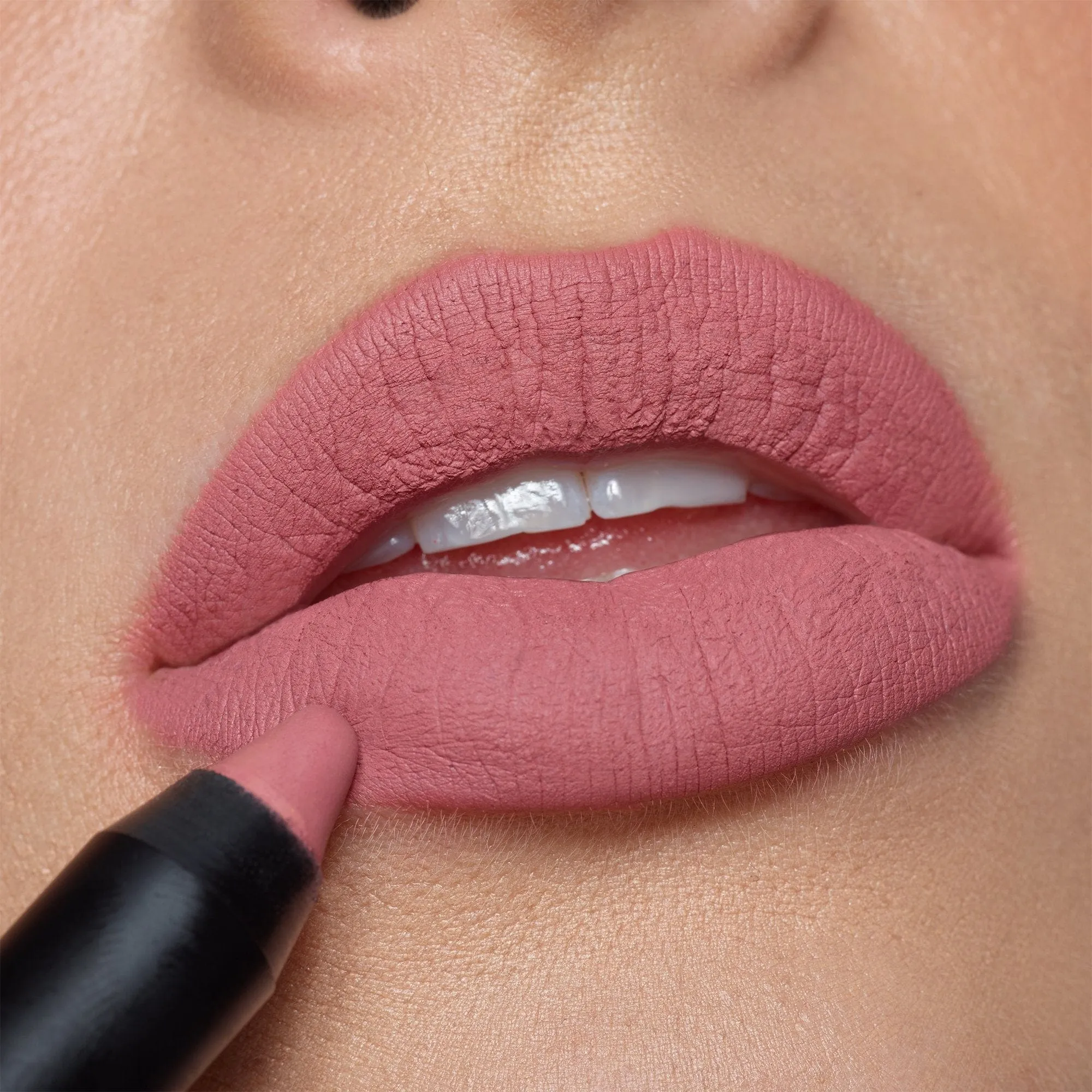 Magnetic Matte Lip Color - Matte Lipstick
