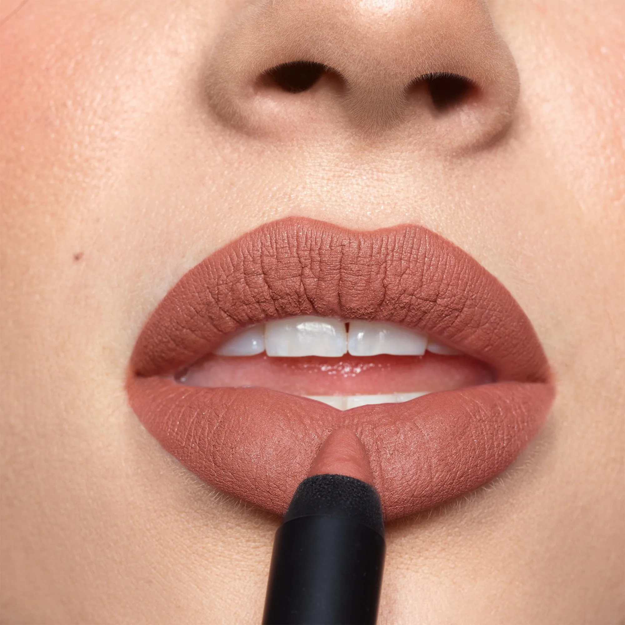 Magnetic Matte Lip Color - Matte Lipstick