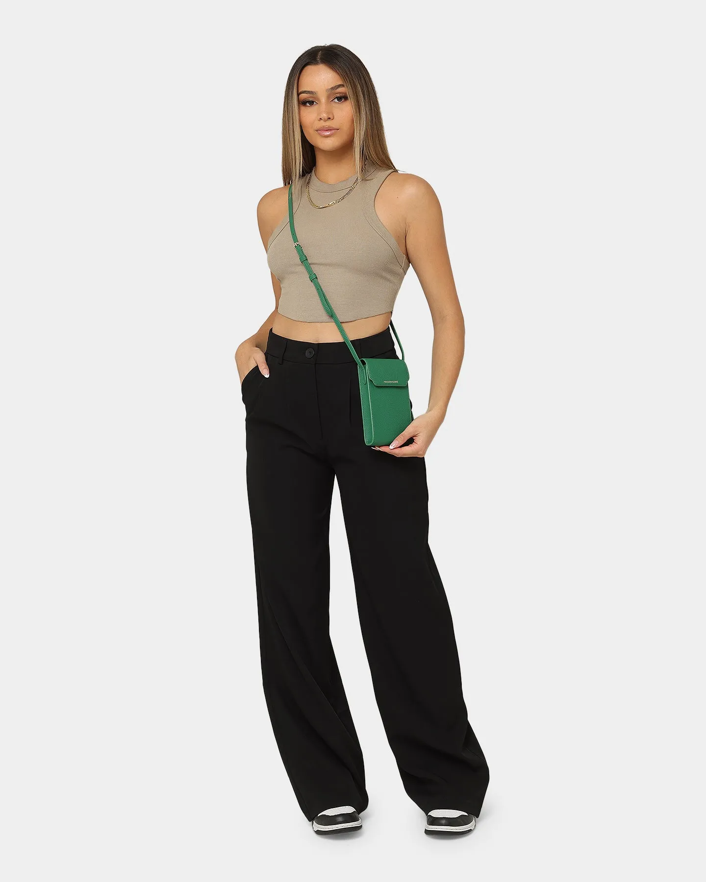 Maison De Sabre The Crossbody Phone Pouch Emerald Green