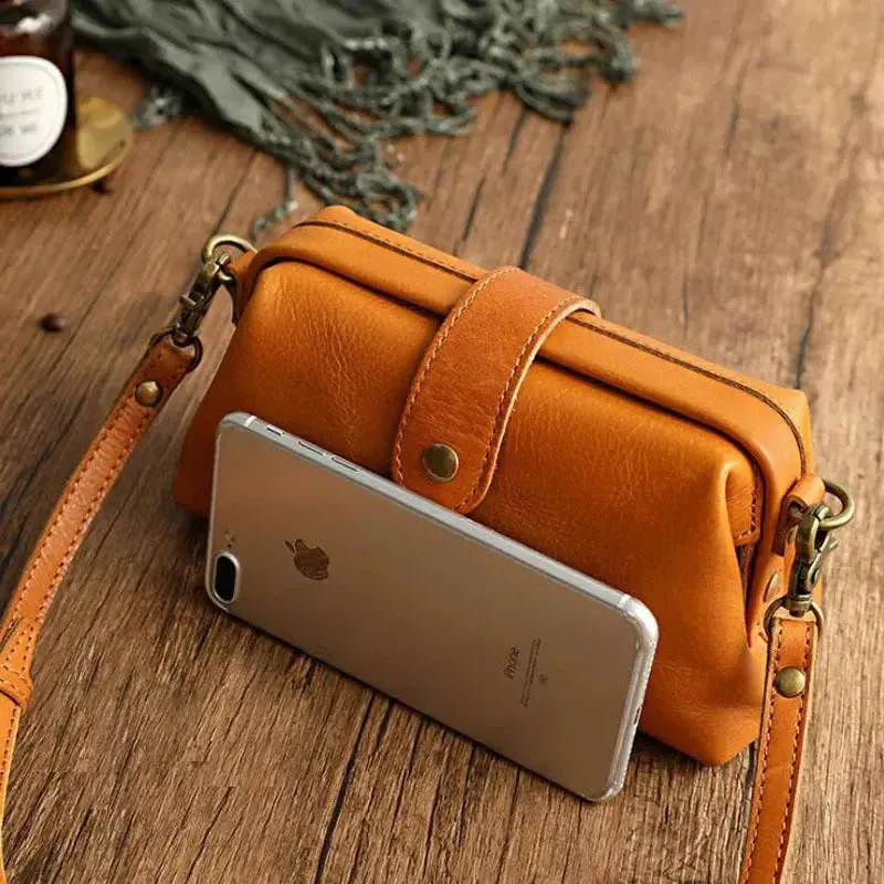 Marley's Timeless Charm | Unique Women's Handbag