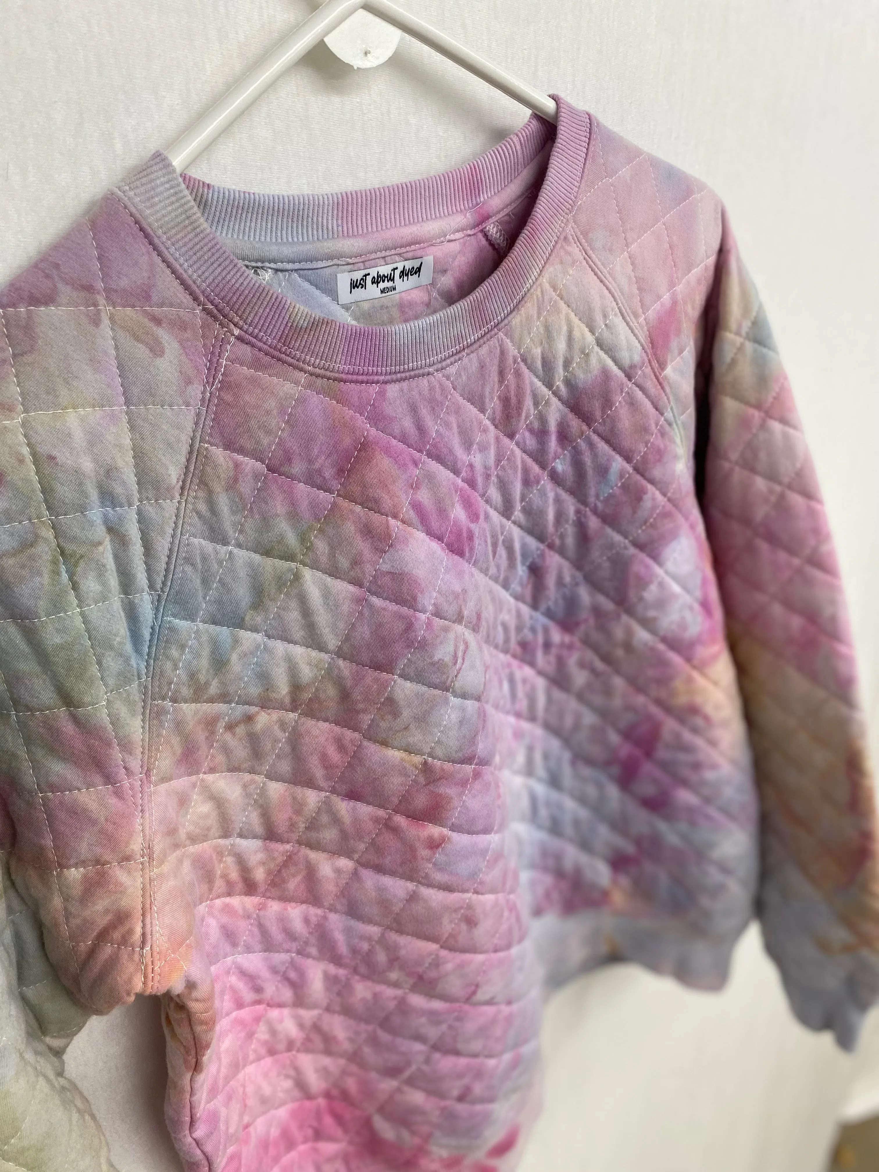 MEDIUM Quilted Pullover