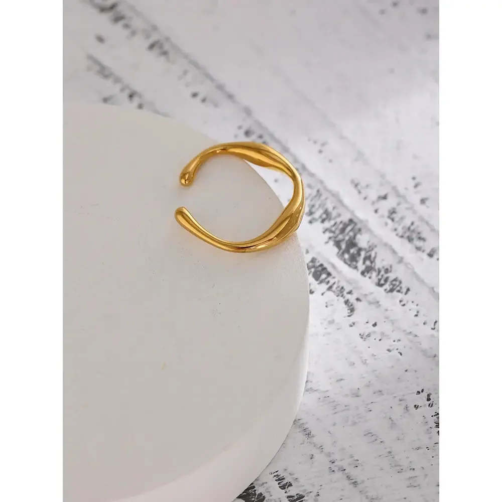 Minimalist Texture Geometric Ring